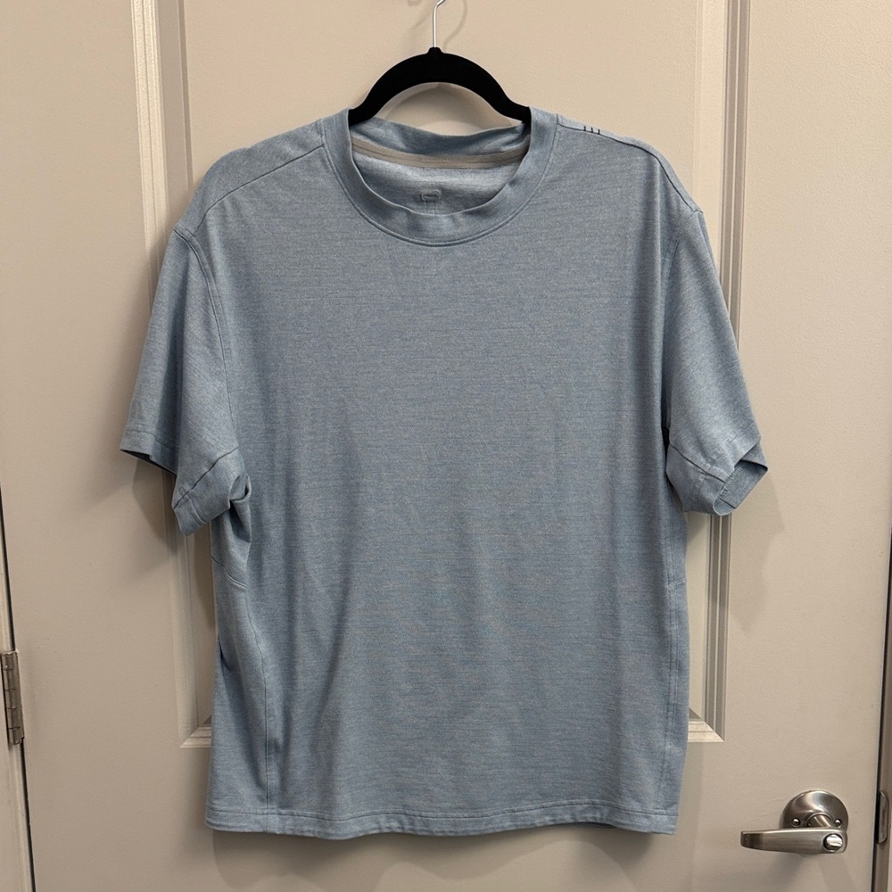 Lululemon Light Blue Men's Shirt Small Oversized